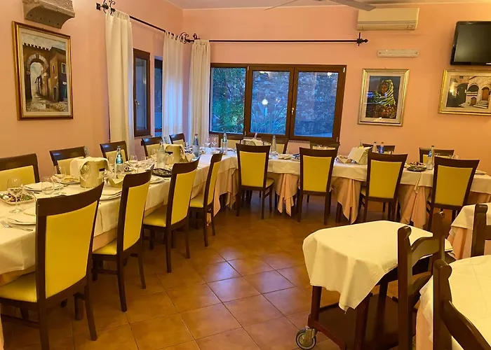 Il Castello 3* ヴィッラプッツ