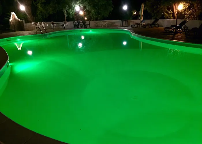 Il Castello 3* ヴィッラプッツ